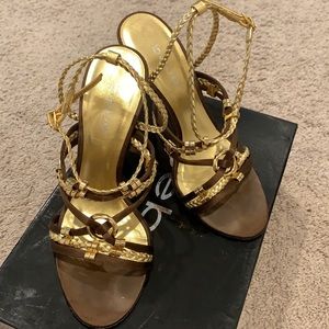BEBE Brown/gold dress shoe